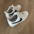 Классические Nike