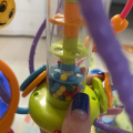 Человеческий ноготь в игрушке
