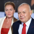 Жена Киселева назвала многих россиян иждивенцами