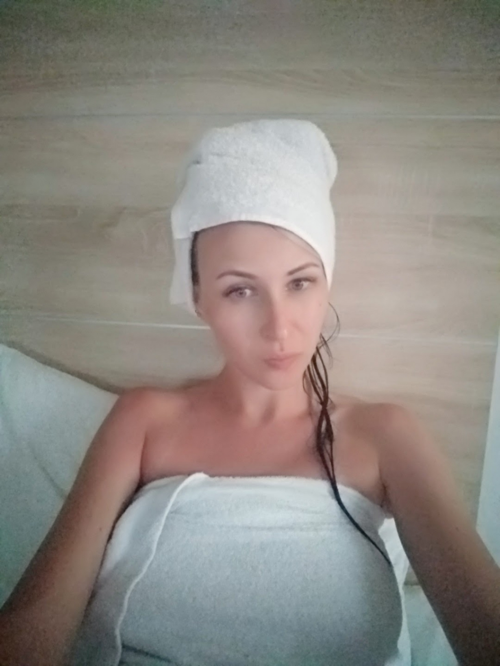 когда сошли корочки, перед коррекцией.