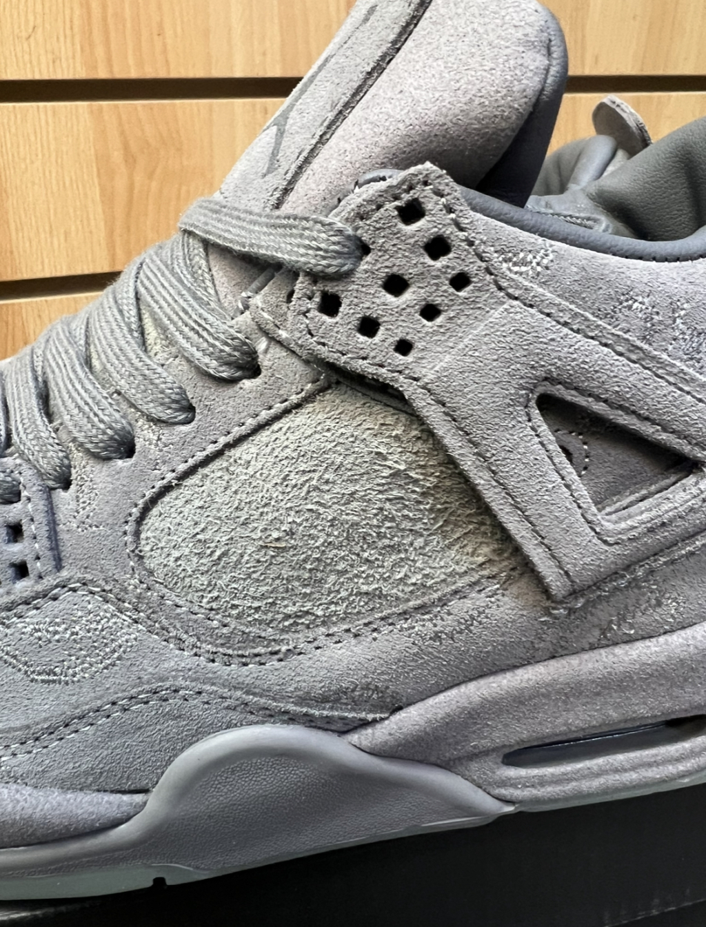 mpox.ru - Кроссовки Nike Air Jordan 4 Retro Kaws
